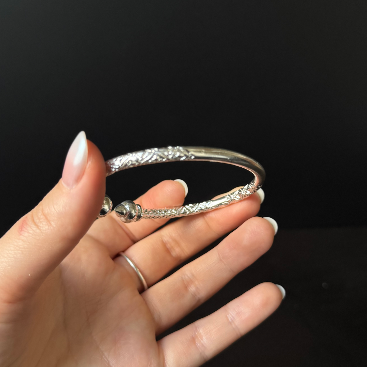 Better Jewelry Solid .925 Sterling Silver Taj Mahal Bangle, 1 piece
