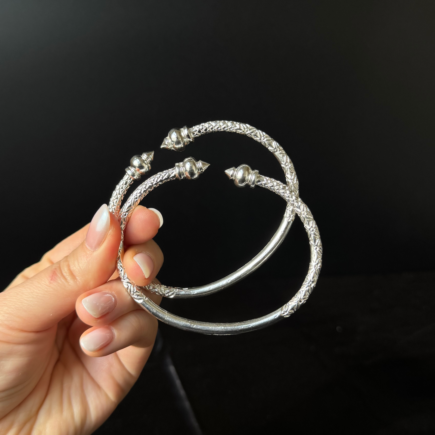 Better Jewelry Solid .925 Sterling Silver Round Taj Mahal Bangles, 1 pair
