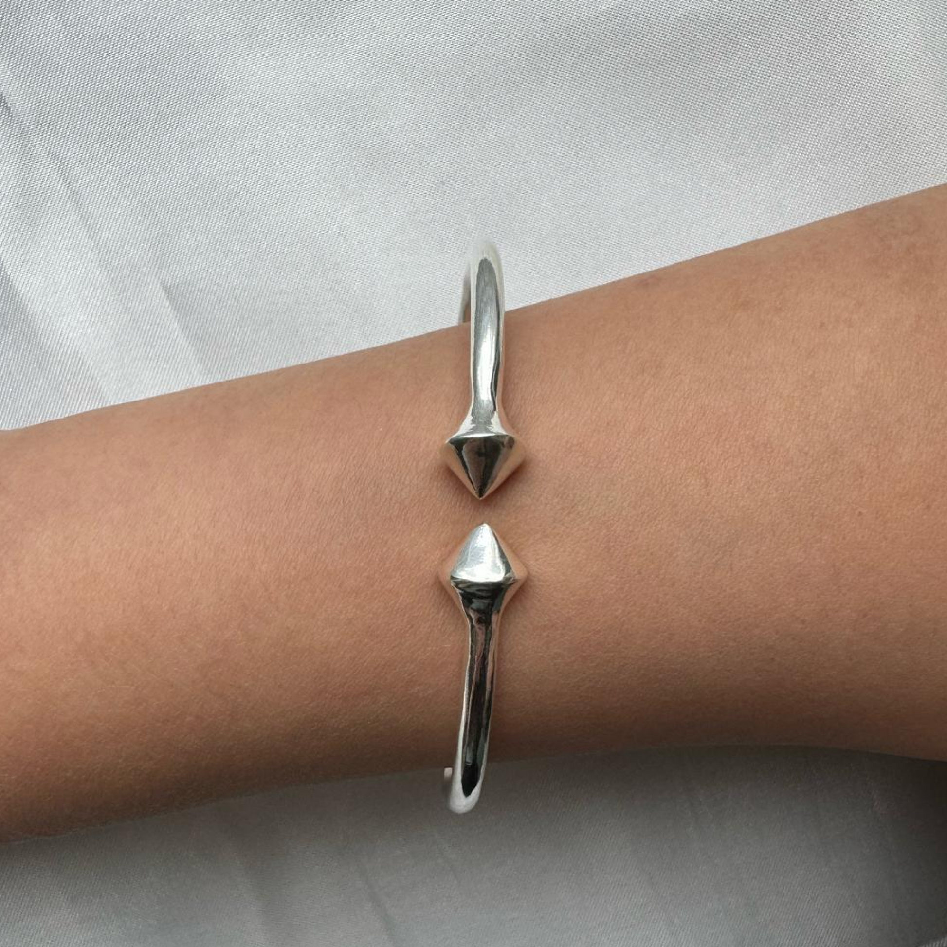Thick Pyramid .925 Sterling Silver Plain West Indian Bangle, 1 piece