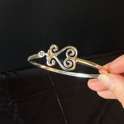 Sankofa Symbol .925 Sterling Silver Hook Bangle, 1 piece