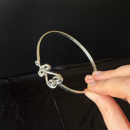 Sankofa Symbol .925 Sterling Silver Hook Bangle, 1 piece