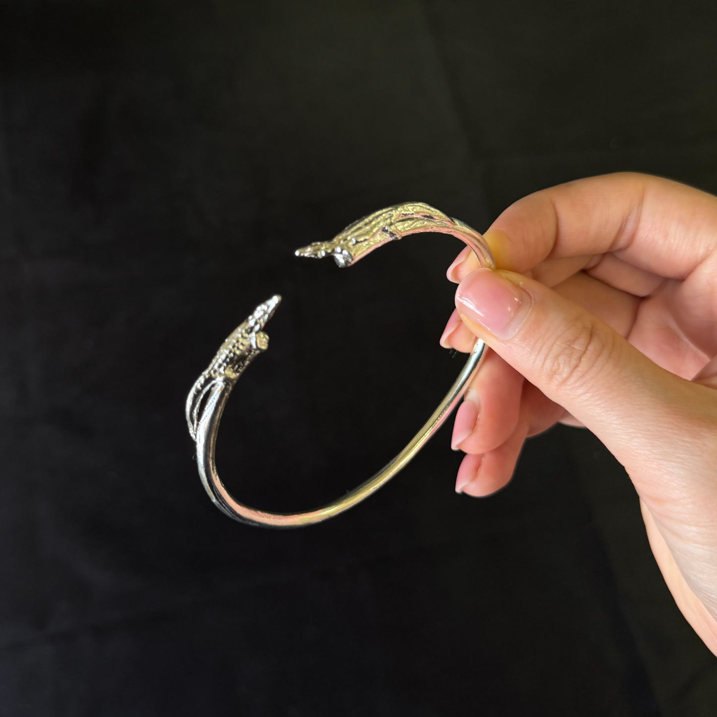 Elegant Alligator 925 Sterling Silver West Indian Bangle, 1 piece