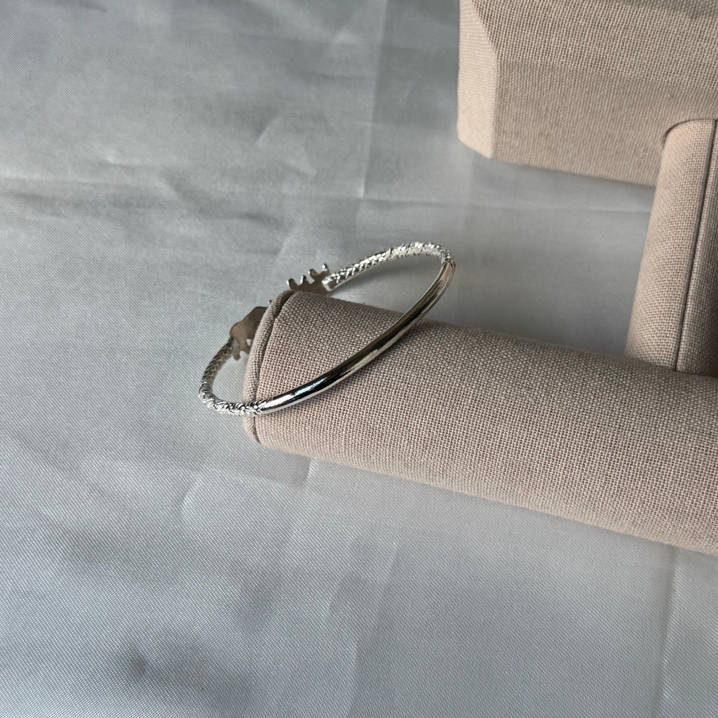 Better Jewelry Elephant Ends West Indian Bangles .925 Sterling Silver, 1 piece