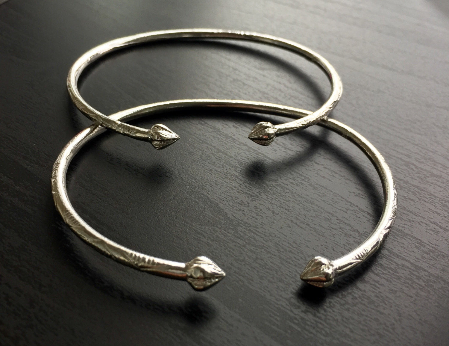 Pointy Bulb .925 Sterling Silver West Indian Bangles (Pair) 7.5 inches (Made in Usa) - Betterjewelry